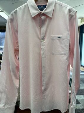 Vineyard Vines Men’s Light Pink Button-Down Dress Shirt